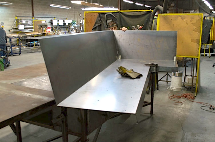 Bench corner welding